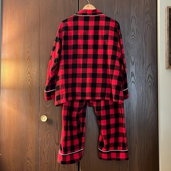 Disney Minnie Mouse red and blacked checked 2 pc. Pajama set. Size 1X - Picture 6 of 10